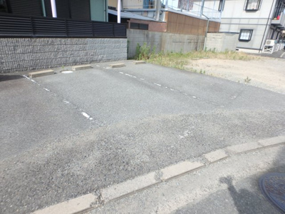 【駐車場】 | シャトレ甲東園 | 駐車場があります