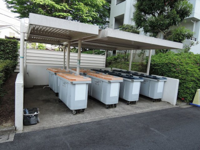 【その他共用部分】 | グリーンヒル鴨志田西団地7号棟 | 敷地内ゴミ置き場です。