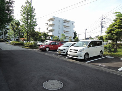 【駐車場】 | グリーンヒル鴨志田西団地7号棟 | 駐車場です。