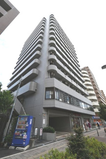 【外観】 | 複数路線利用可能な立地です(^^)/