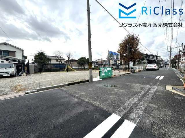 売土地　伊丹市桜ケ丘5丁目2の前面道路含む現地写真|前面道路含む現地写真です