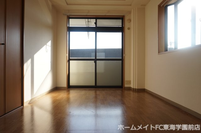 熊本市北区飛田２丁目のアパートの洋室