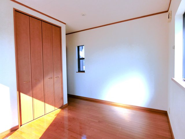 菜園の館の洋室