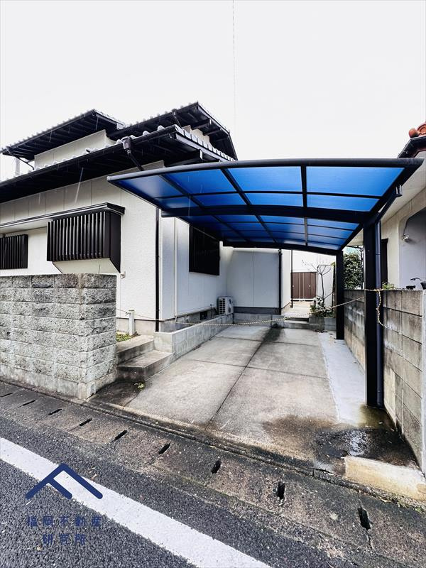 太宰府市高雄５丁目 　戸建ての駐車場