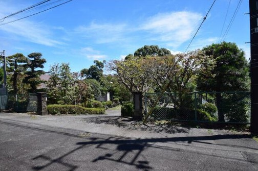 【前面道路含む現地写真】 | 伊東市富戸　売保養所