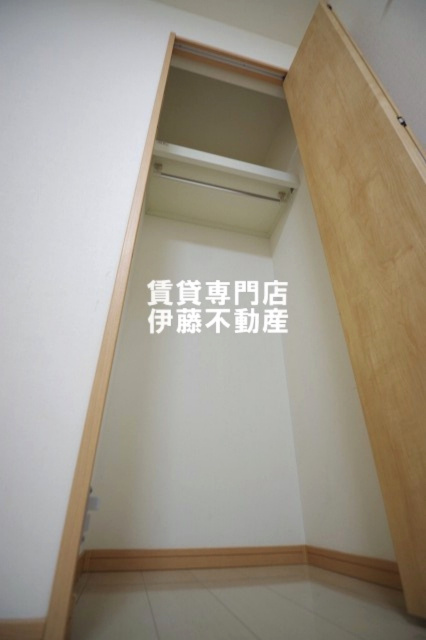 Leo Aries 大曽根の収納|クローゼット