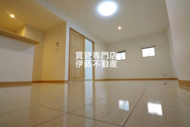 Leo Aries 大曽根の居間・リビング