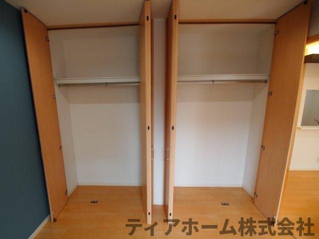 香芝市高山台１丁目のハイツの収納|収納があります
