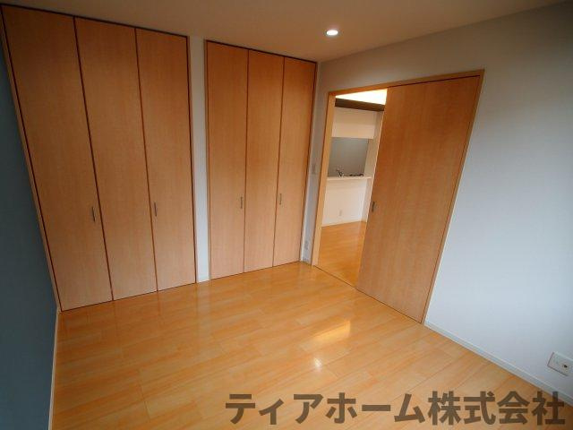 香芝市高山台１丁目のハイツの洋室|スタンダードな洋室です