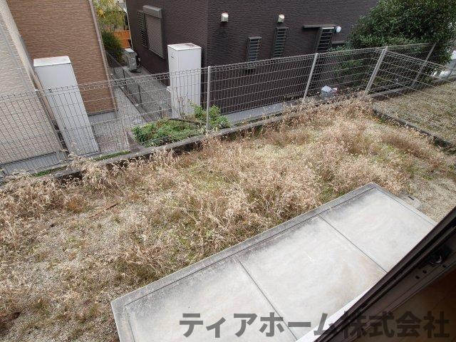 香芝市高山台１丁目のハイツの庭|たまにはお庭で休日を過ごしてみるのもよいかもしれません