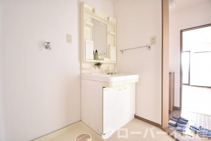 サンピア・Kの洗面所|洗髪洗面化粧台・室内洗濯機置場