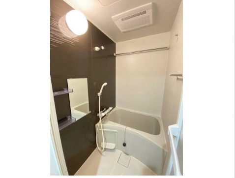 ラグゼナ松戸の浴室