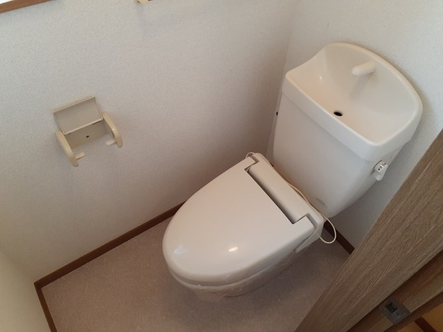 リファインドヴィラⅢのトイレ