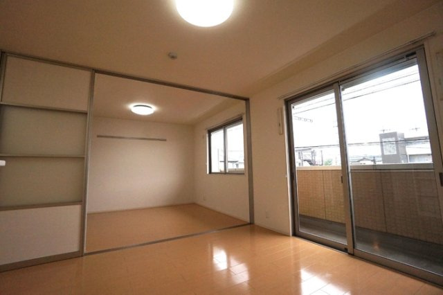 ウッド ストック　　刈谷市近郊の賃貸はクラスホーム刈谷店の居間・リビング