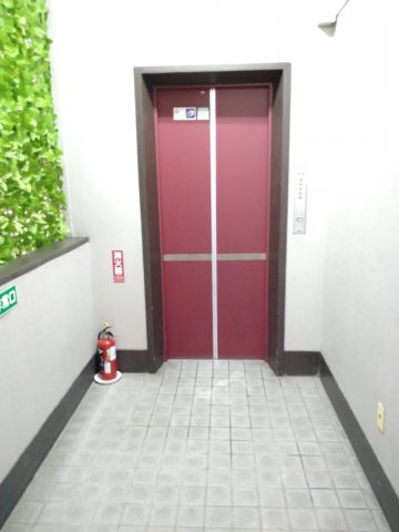 小西ビル