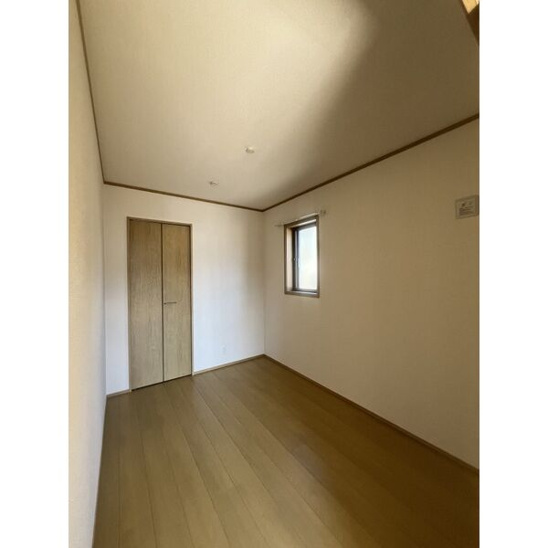 【寝室】Danars court向山 