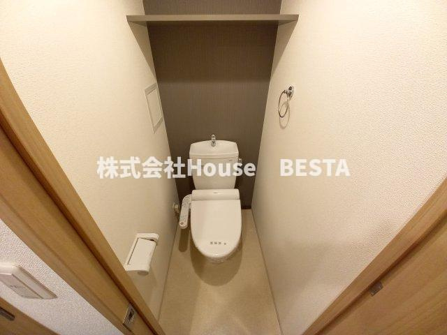 プレサンスみなと元町駅前のトイレ