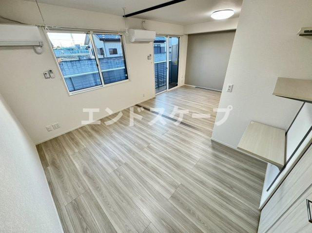 グランツの居間・リビング|高崎、前橋、伊勢崎エリアのお部屋探しはエンドスケープまで！お客様の理想お聞かせ下さい♪