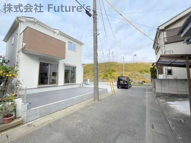 松伏町大字金杉　新築戸建　全1棟の前面道路含む現地写真|前面道路含む現地写真です。