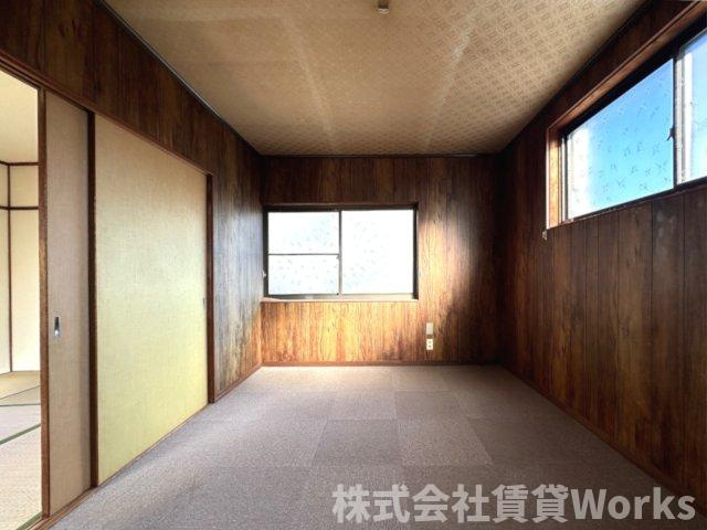 北島町江尻戸建の居間・リビング|居間です