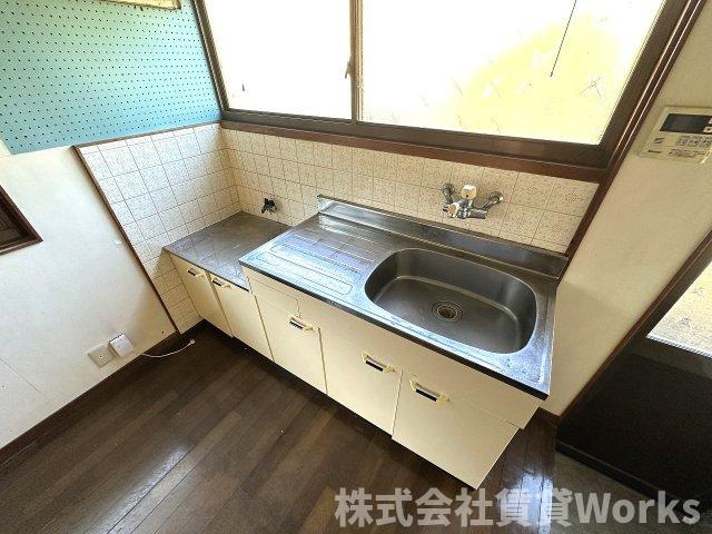 北島町江尻戸建のキッチン|キッチンでお料理をお楽しみください