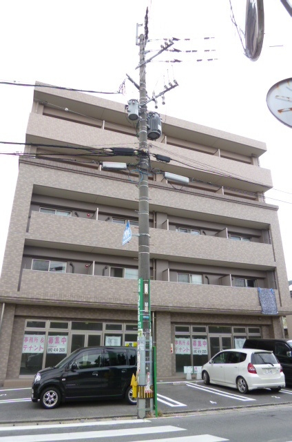 アンプルールべトンHISASHIの駐車場|駐車場があるので、車を買う予定の方も安心です