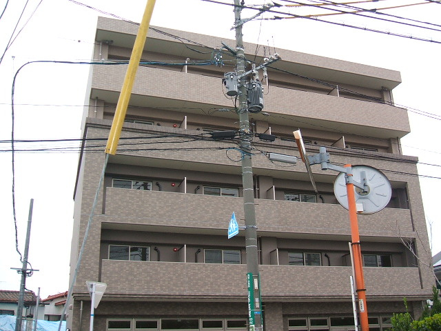 アンプルールべトンHISASHI