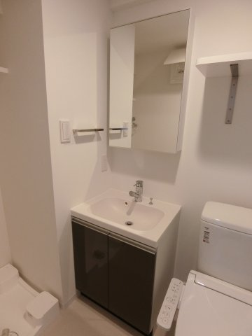 グランヴァン元住吉の独立洗面台