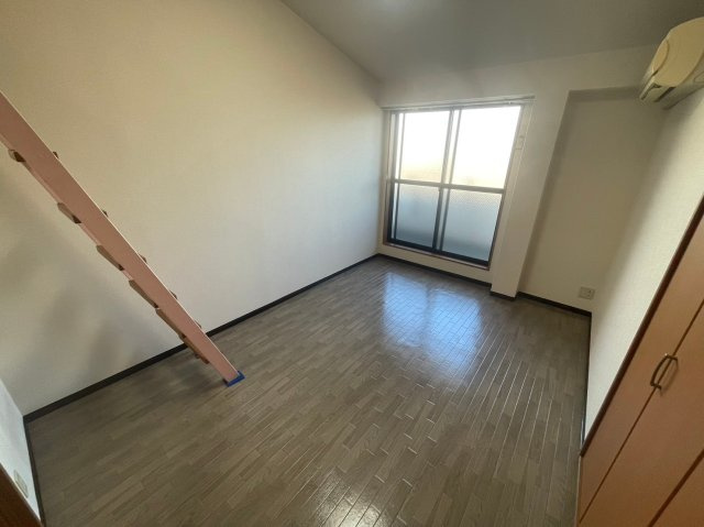 スロープイースタン大内の居間・リビング