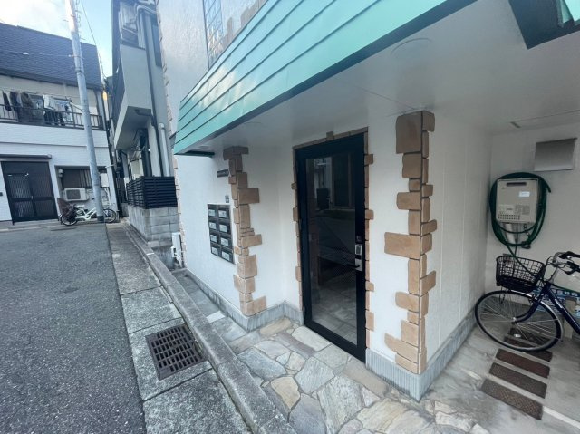 スロープイースタン大内のエントランス