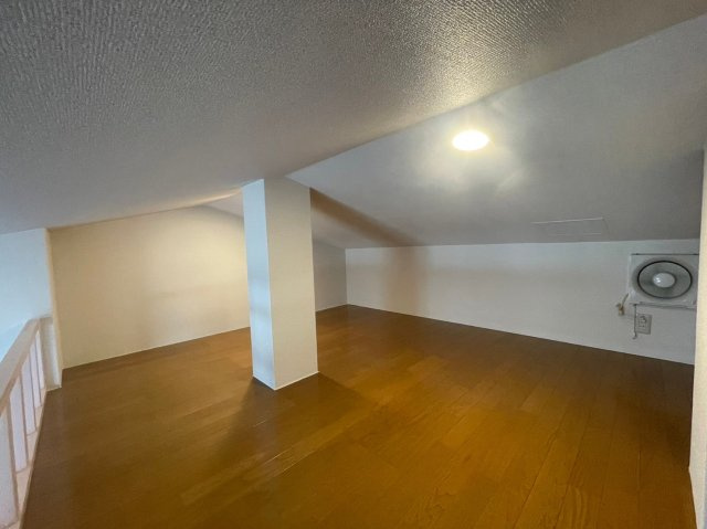 スロープイースタン大内の洋室