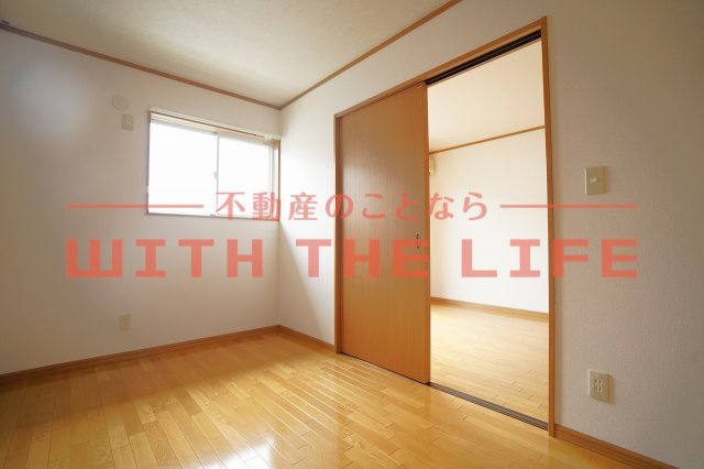 ランドベアー21II【キャッシュバック対象物件】の洋室|明るい洋室です