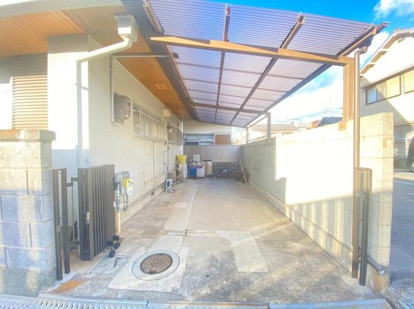 和歌山市作事丁中古戸建の駐車場