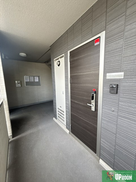 HOURAIマンションのエントランス