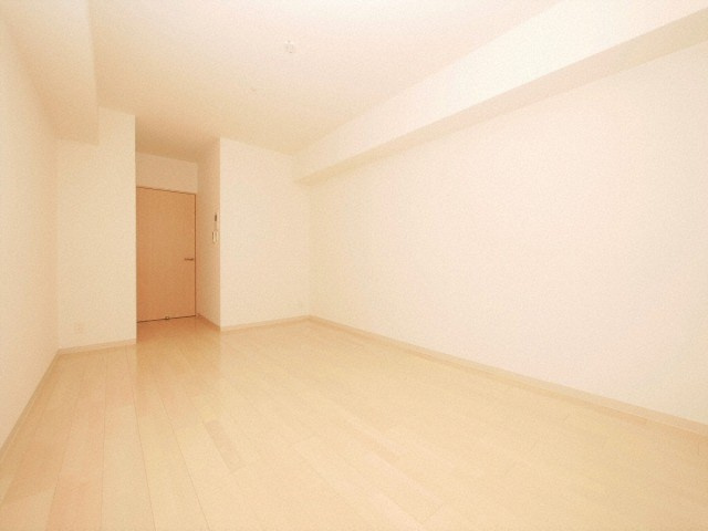 Ｌａ　Ｄｏｕｃｅｕｒ心斎橋の居間・リビング