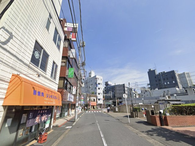サンライズビルの周辺