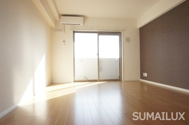 グランディア蓮台寺の居間・リビング