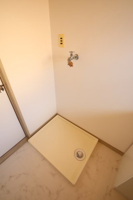 【設備】 | 旭ヶ丘戸建て | 室内洗濯機置場