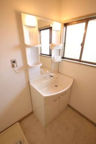【独立洗面台】 | 旭ヶ丘戸建て