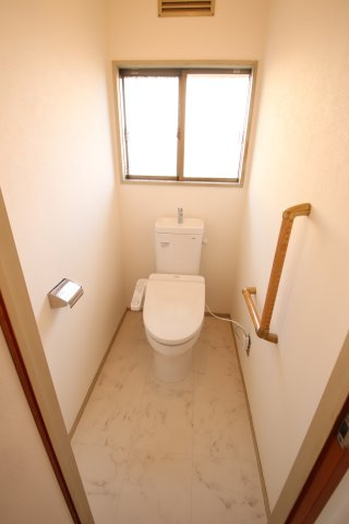 【トイレ】 | 旭ヶ丘戸建て