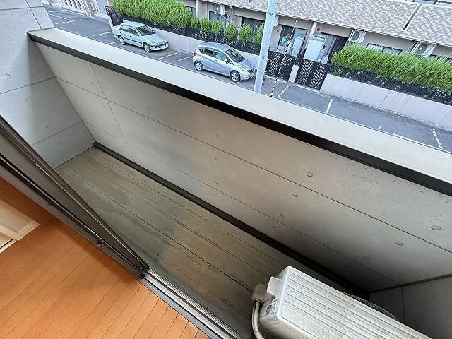 【バルコニー】メゾンエスポワール成田町