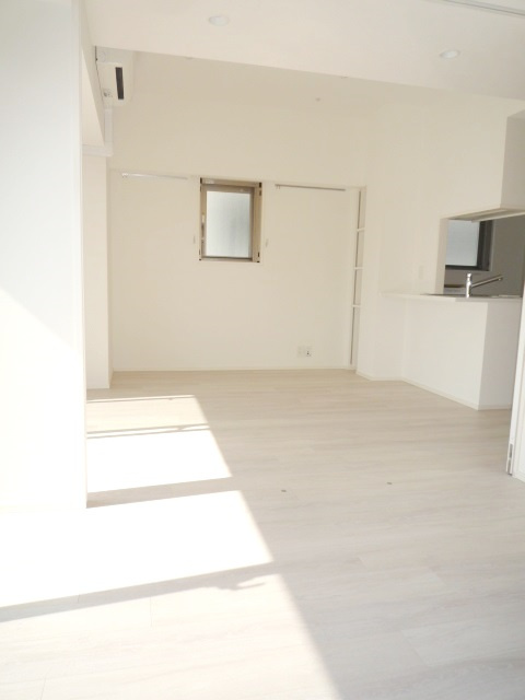 テラス文京本郷の居間・リビング|※写真は同タイプの別室になります