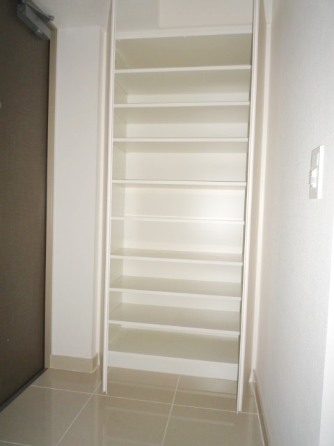 テラス文京本郷の収納|※写真は同タイプの別室になります