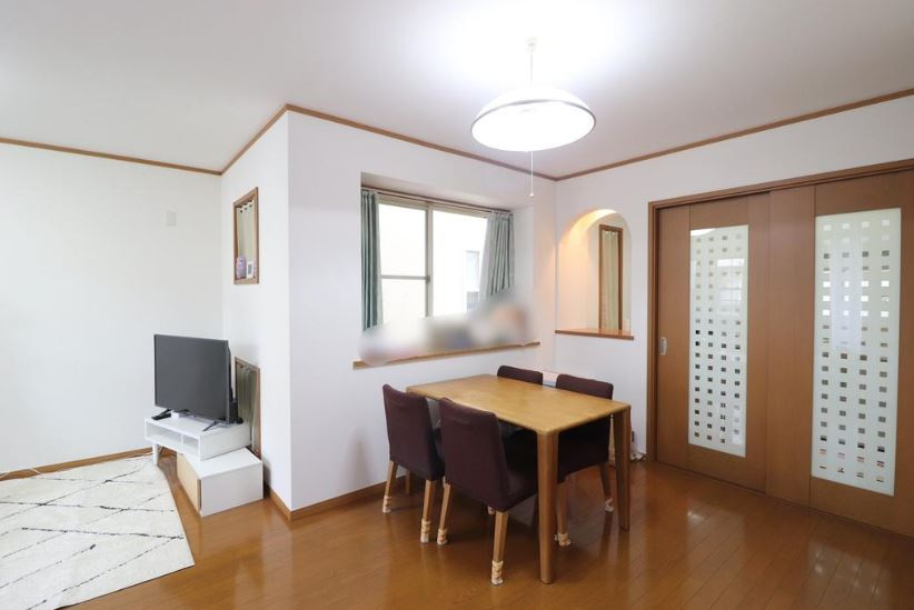 東大阪市小阪本町2丁目　中古戸建のダイニング