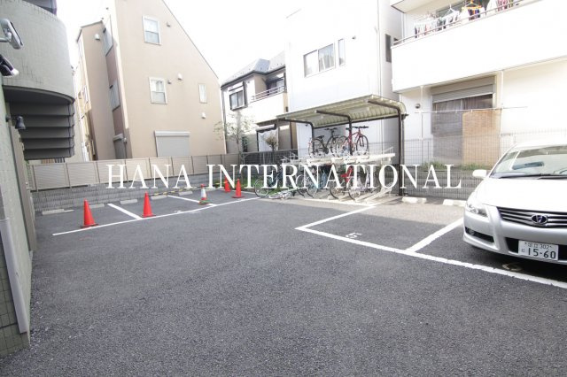 ＭＡＩＳＯＮ・ＳＥＩＧＥＮⅢの駐車場