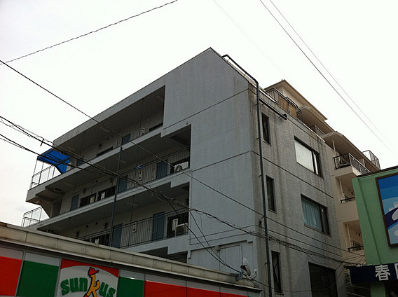 筒井マンションの外観