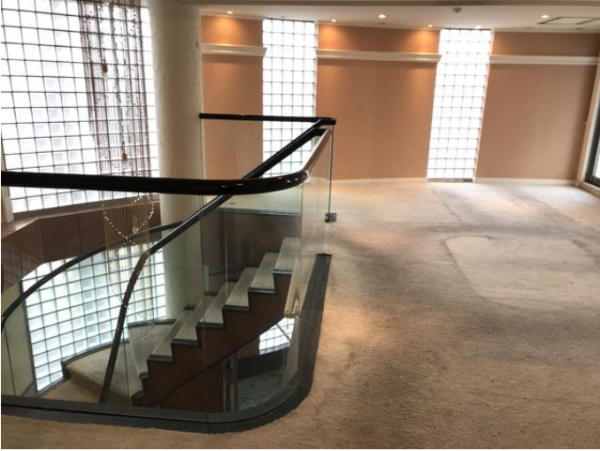 大津市浜大津２丁目の店舗一部の内装|室内です