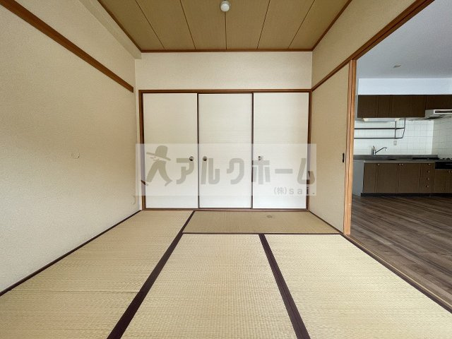 フローラルコートの和室