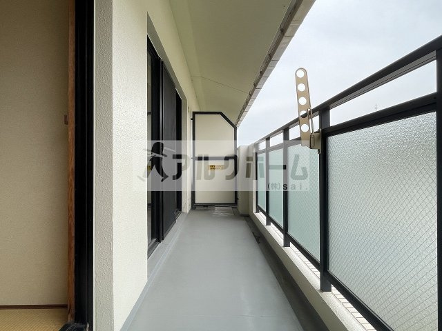 フローラルコートのバルコニー