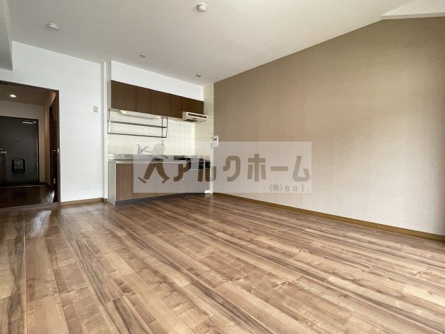 フローラルコートの居間・リビング